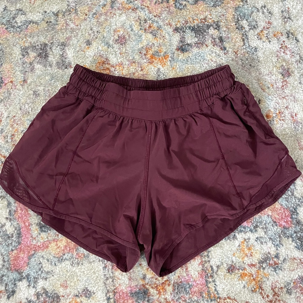 Lululemon Hotty Hot Shorts Maroon Size 6 Tall